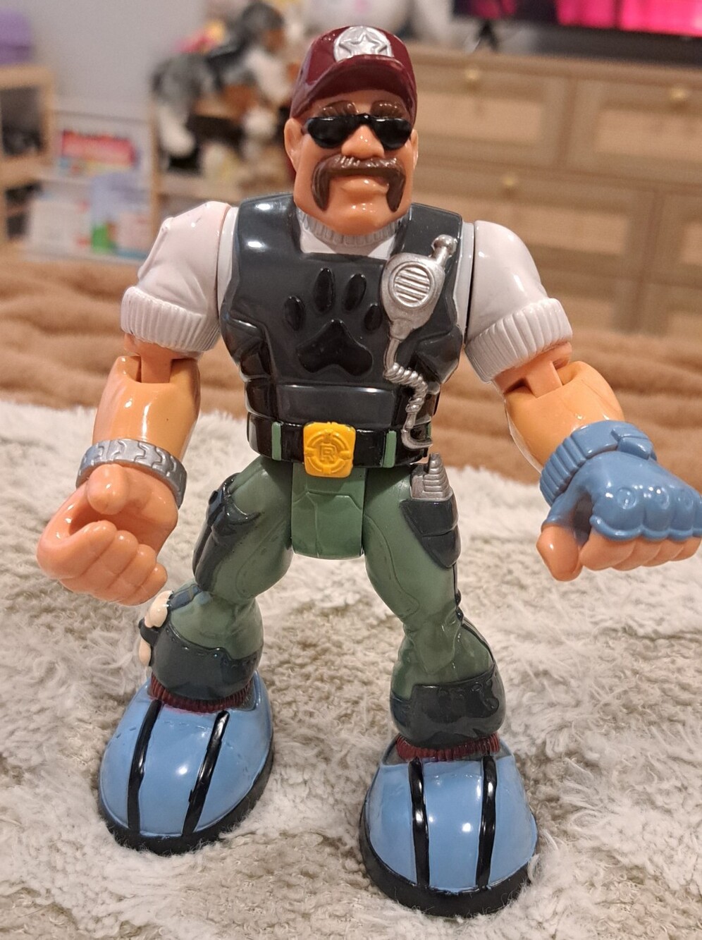Fisher Price Rescue Heroes Bill Barker K9 Police 2004 Action Figure Toy 6.5"